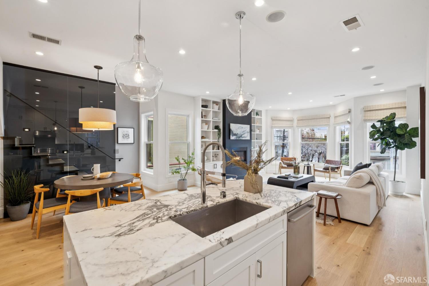 Photo #22: 426104935 Listing: Photo #22