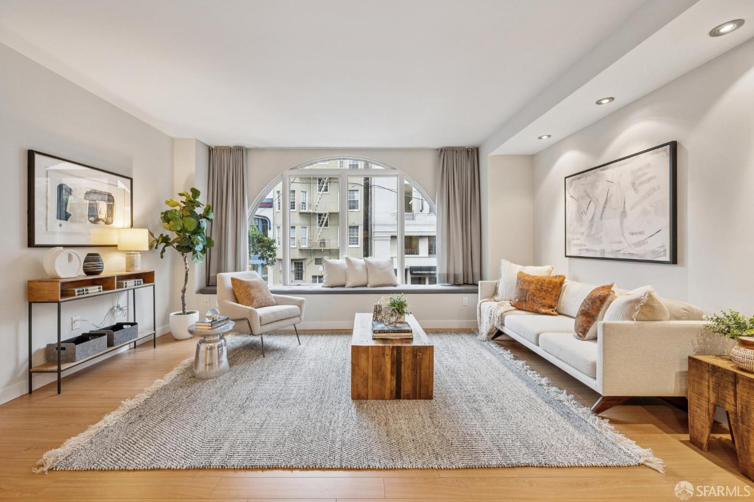 Detail Gallery Image 4 of 75 For 55 Page St #220,  San Francisco,  CA 94102 - 2 Beds | 2 Baths