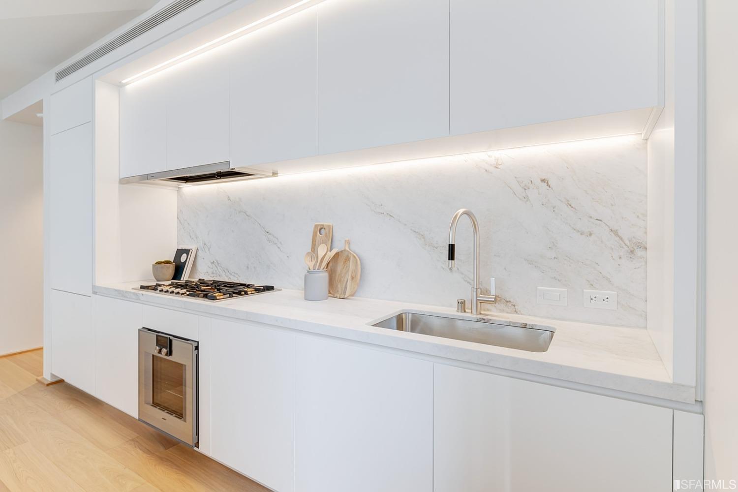 Detail Gallery Image 51 of 75 For 1 Steuart Ln #606,  San Francisco,  CA 94105 - 2 Beds | 2 Baths