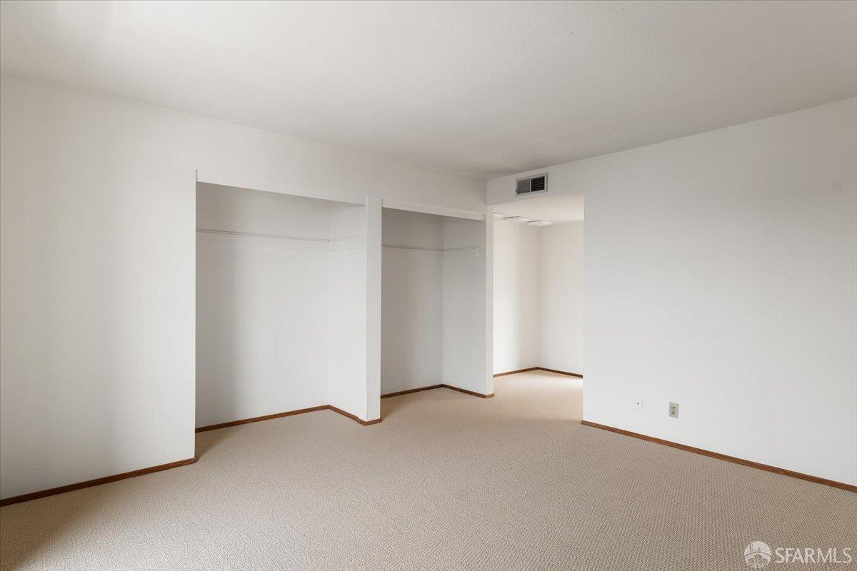 Photo #19: 425092962 Listing: Photo #19