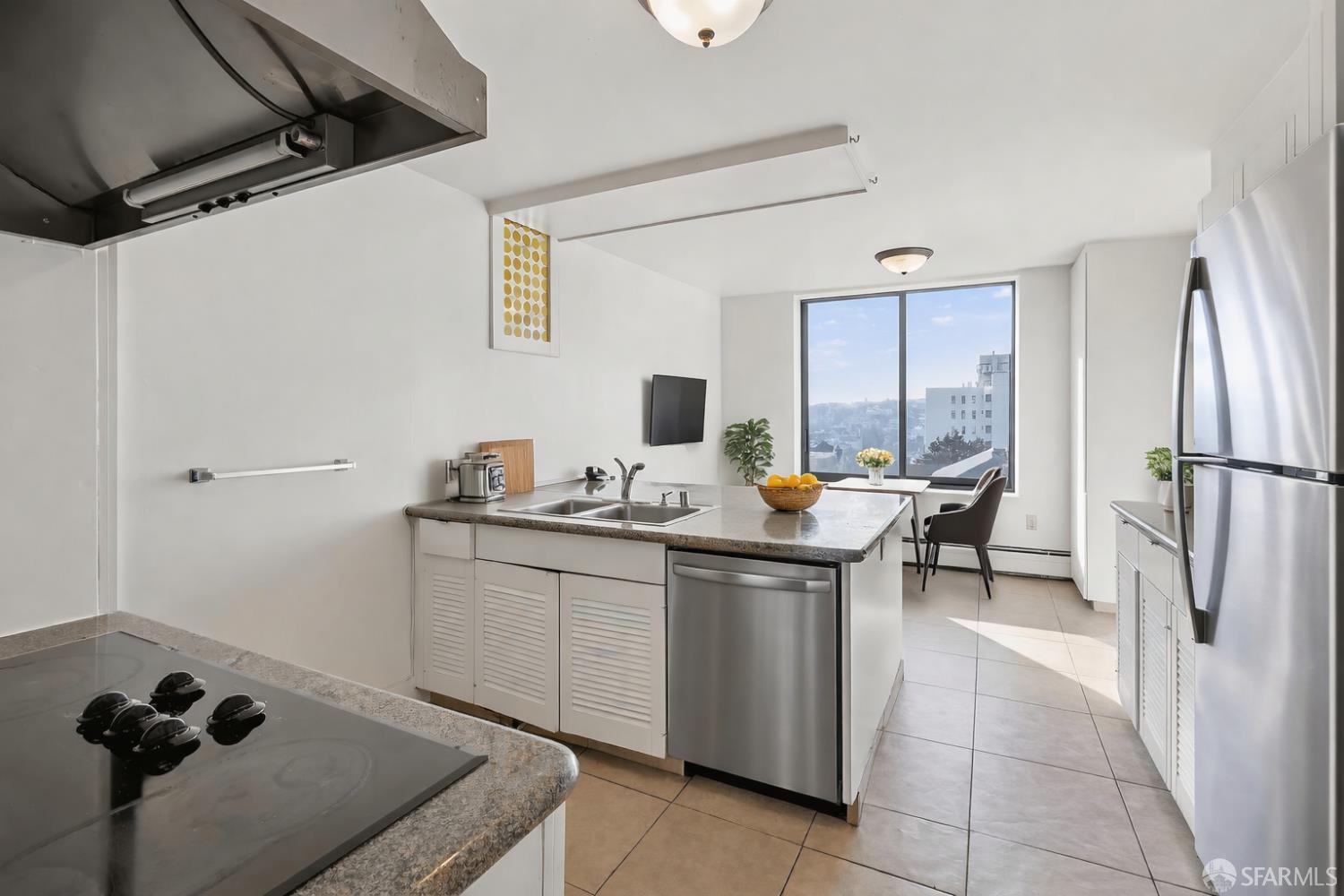 Detail Gallery Image 7 of 23 For 2190 Broadway St 9w,  San Francisco,  CA 94115 - 3 Beds | 3 Baths