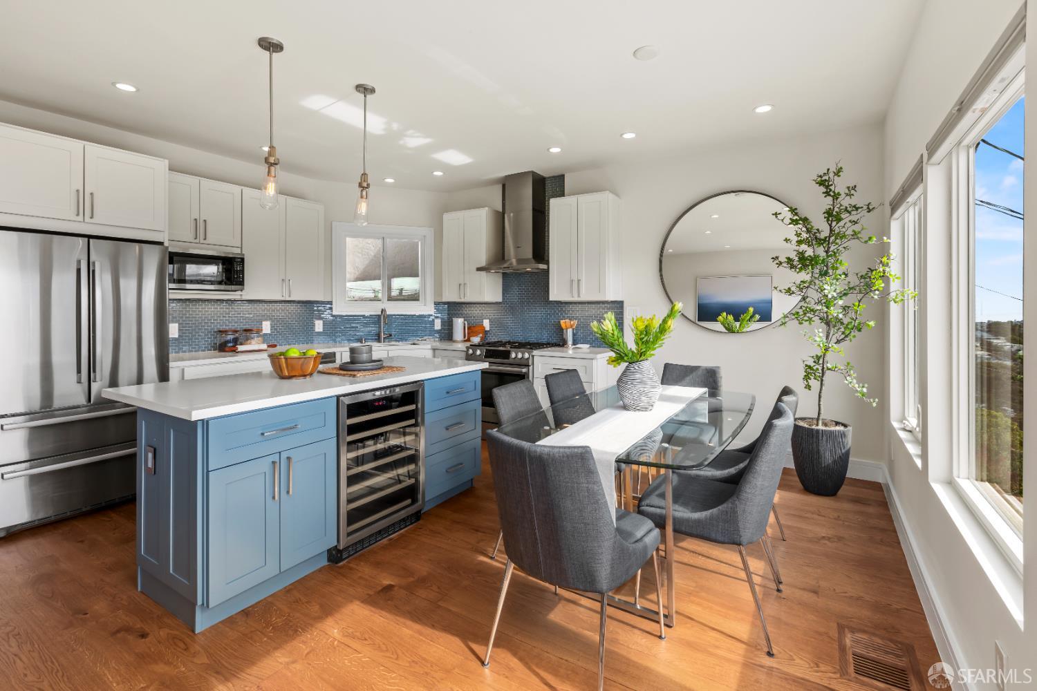 Detail Gallery Image 10 of 90 For 566 Mangels Ave, San Francisco,  CA 94127 - 4 Beds | 3 Baths