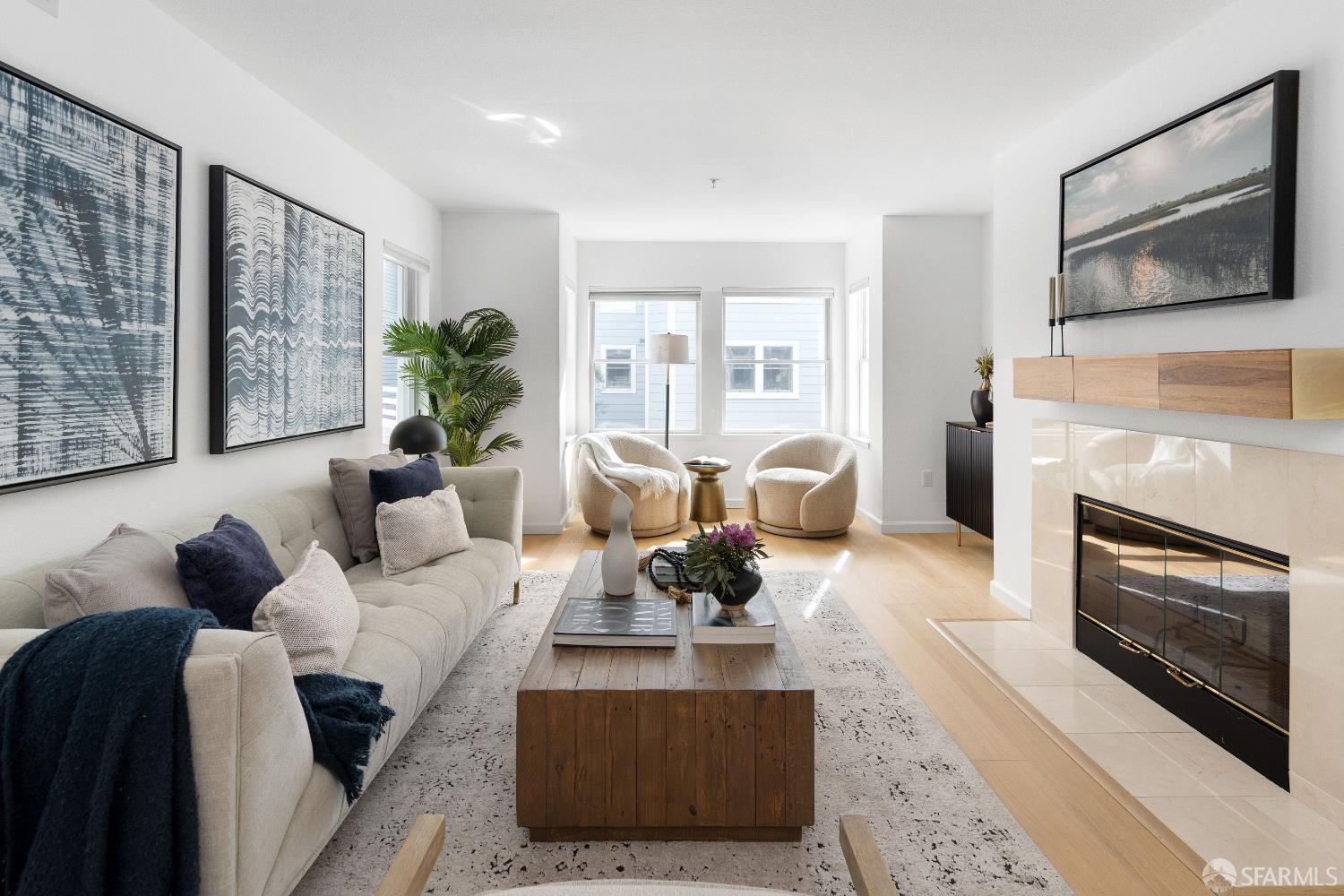 Detail Gallery Image 8 of 31 For 1880 Steiner St #208,  San Francisco,  CA 94115 - 2 Beds | 2 Baths