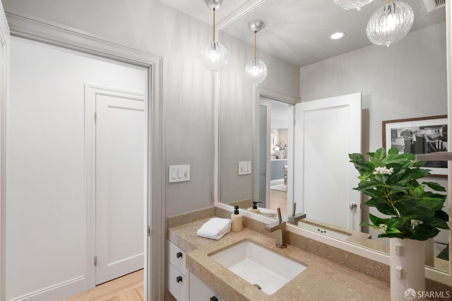 Detail Gallery Image 20 of 48 For 172 Cervantes Blvd, San Francisco,  CA 94123 - 4 Beds | 3/1 Baths