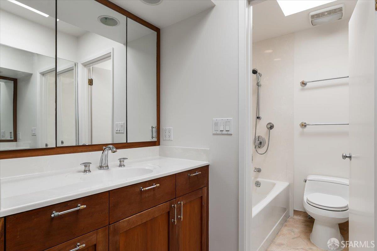 Photo #23: 425092962 Listing: Photo #23