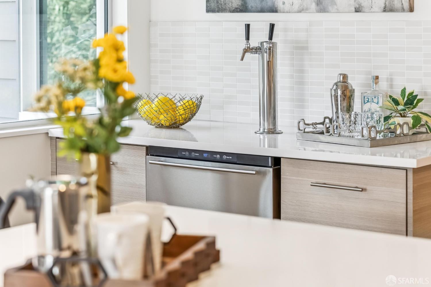 Detail Gallery Image 27 of 57 For 451 Donahue St #318,  San Francisco,  CA 94124 - 2 Beds | 2 Baths