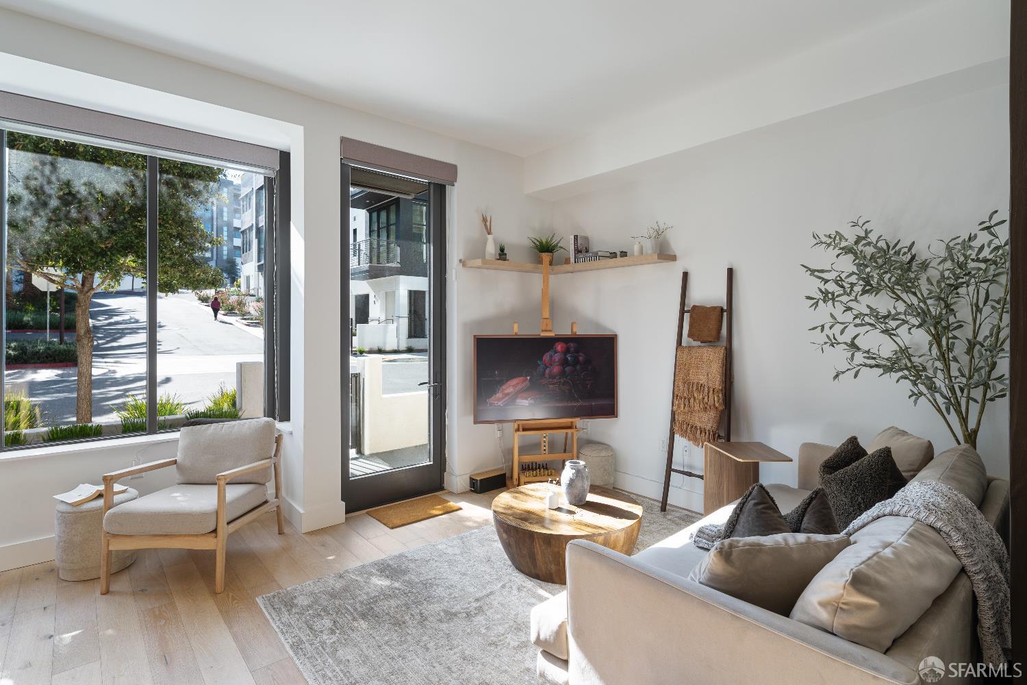 1 Bristol UNIT 201, San Francisco, CA, 94130