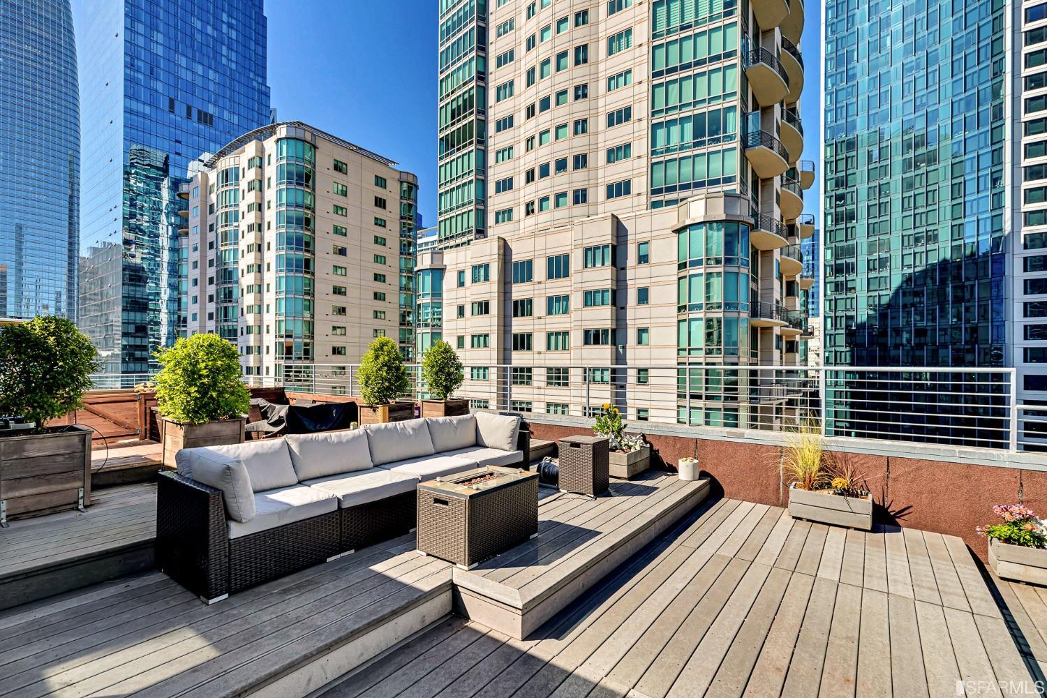 Detail Gallery Image 32 of 52 For 18 Lansing St #403,  San Francisco,  CA 94105 - 2 Beds | 2 Baths