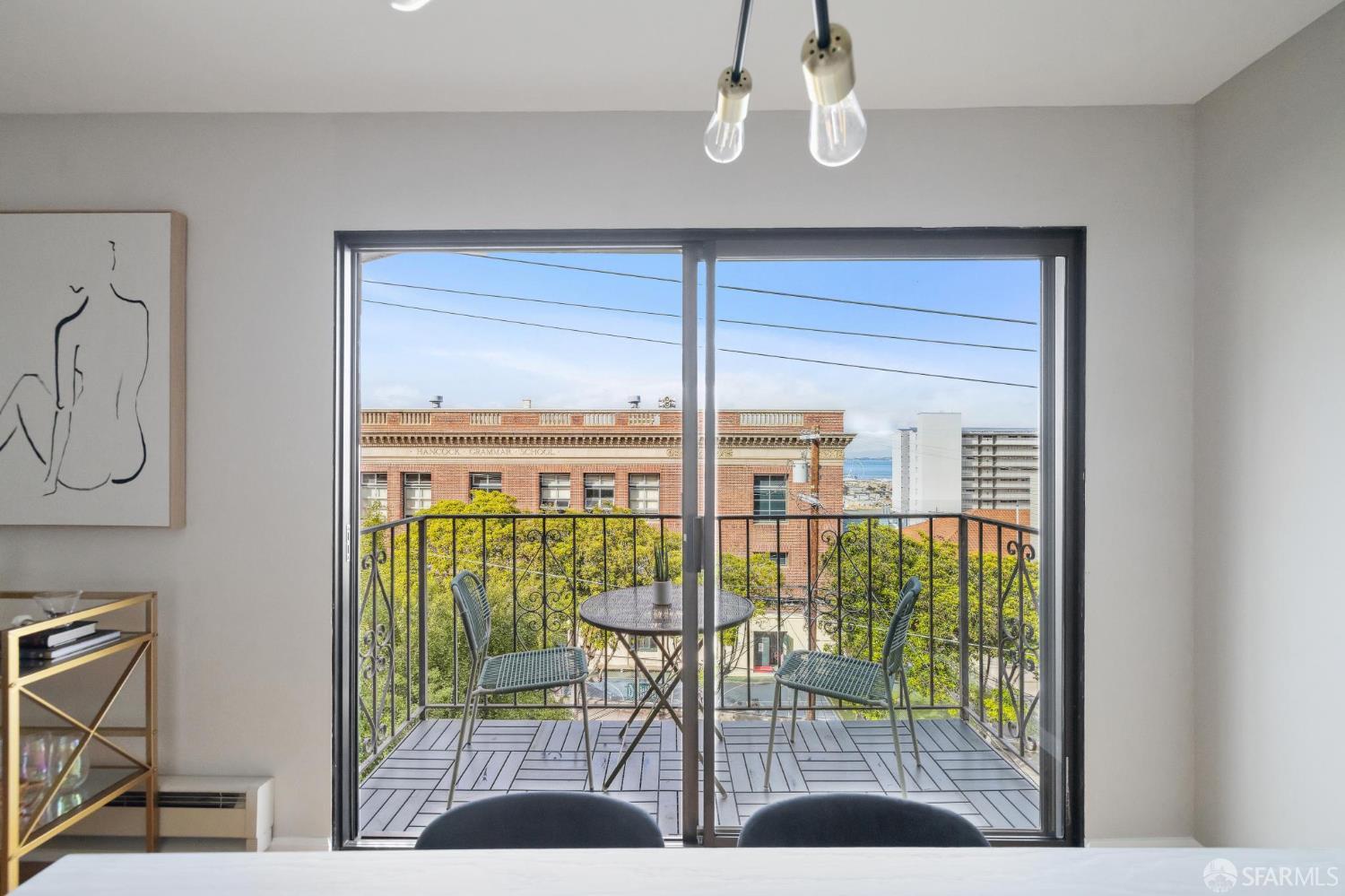 Detail Gallery Image 16 of 44 For 935 Filbert St #3,  San Francisco,  CA 94133 - 1 Beds | 1 Baths
