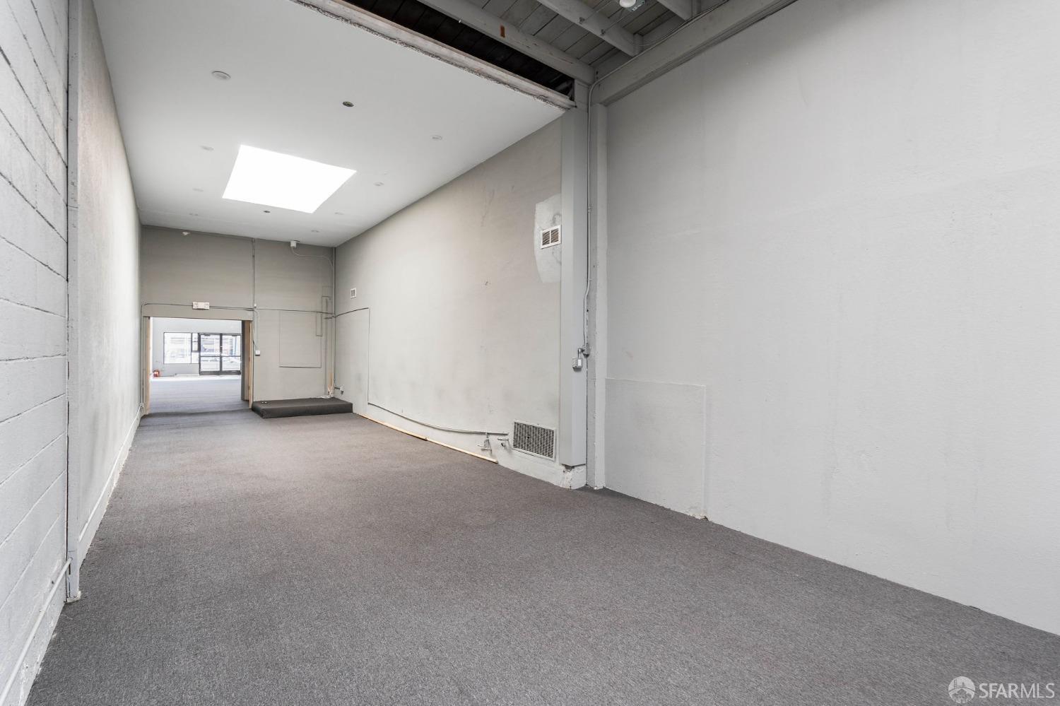 Detail Gallery Image 13 of 45 For 4820 International Blvd, Oakland,  CA 94601 - – Beds | – Baths