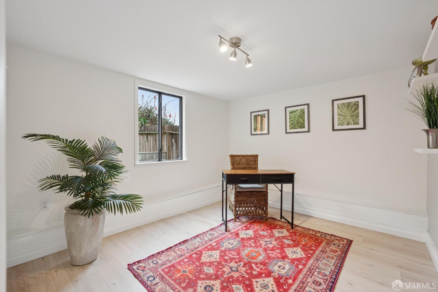 Detail Gallery Image 17 of 25 For 1174 Bowdoin St, San Francisco,  CA 94134 - 2 Beds | 1 Baths