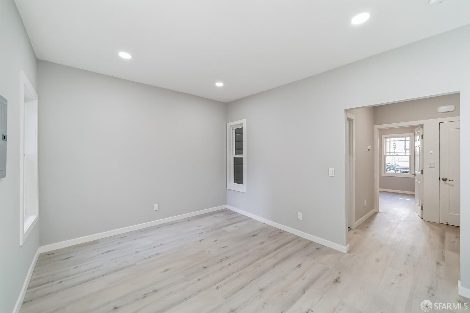 Detail Gallery Image 7 of 23 For 425 Linden St, San Francisco,  CA 94102 - – Beds | – Baths