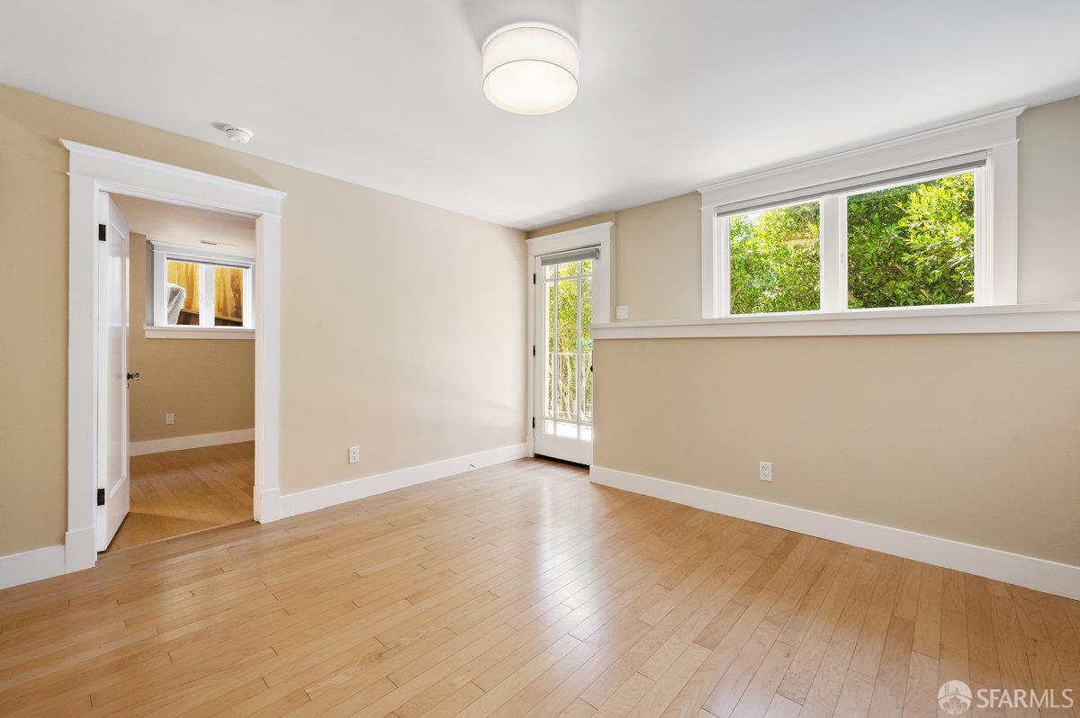 Detail Gallery Image 11 of 15 For 133 Lundys Ln, San Francisco,  CA 94110 - 3 Beds | 2 Baths