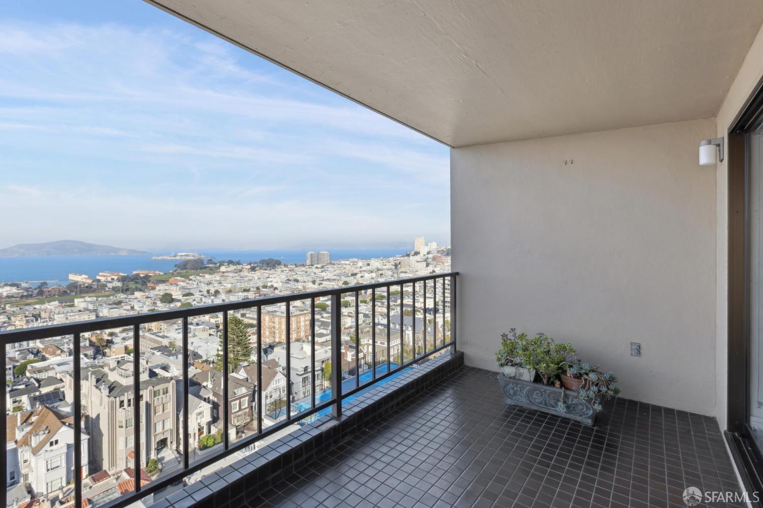 Detail Gallery Image 15 of 23 For 2190 Broadway St 9w,  San Francisco,  CA 94115 - 3 Beds | 3 Baths