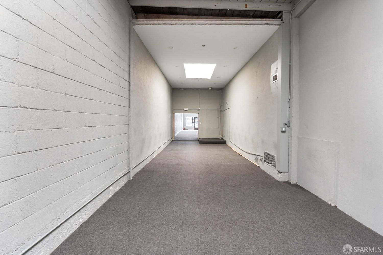 Detail Gallery Image 11 of 45 For 4820 International Blvd, Oakland,  CA 94601 - – Beds | – Baths