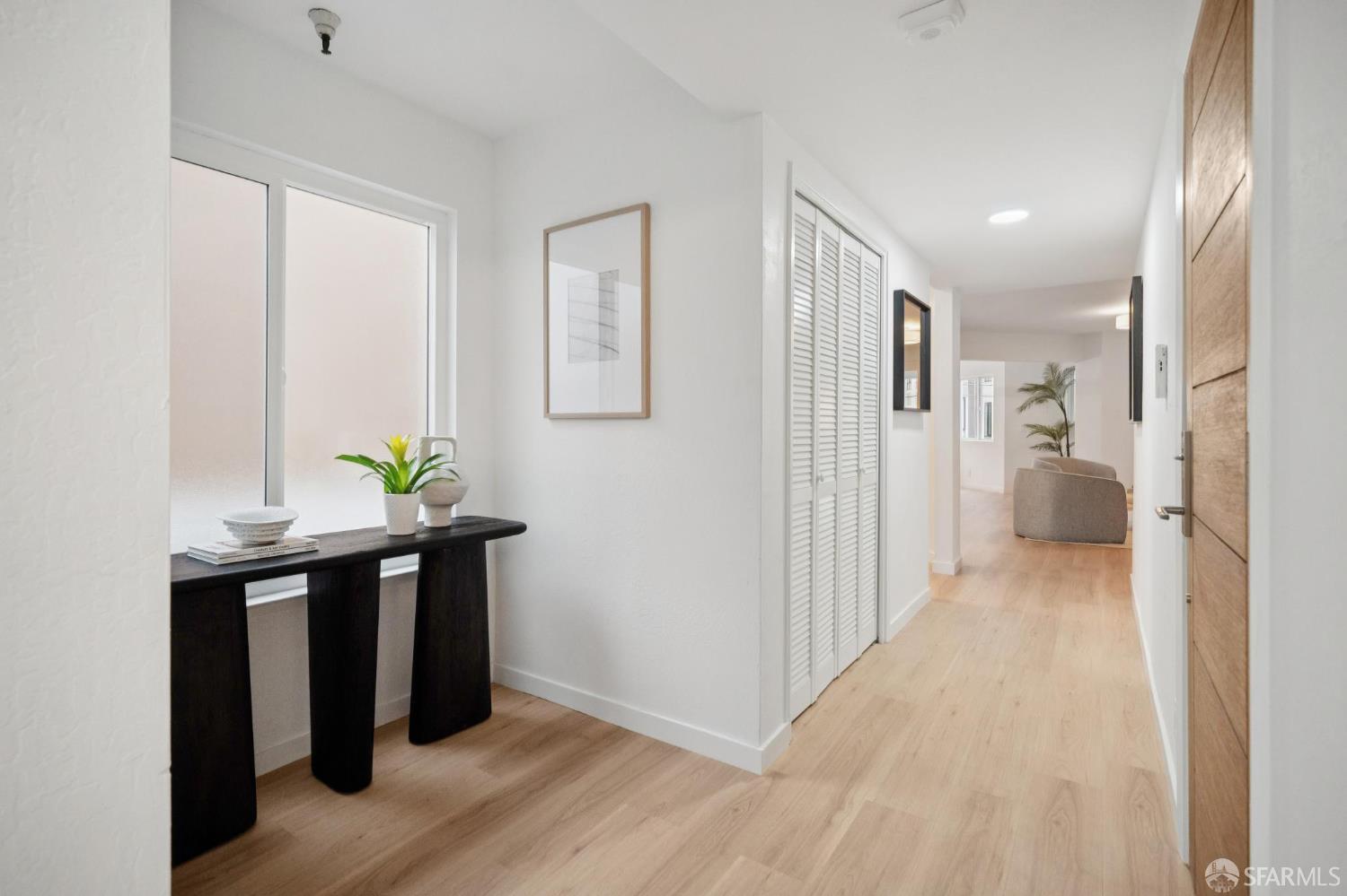 Photo #6: 426102557 Listing: Photo #6