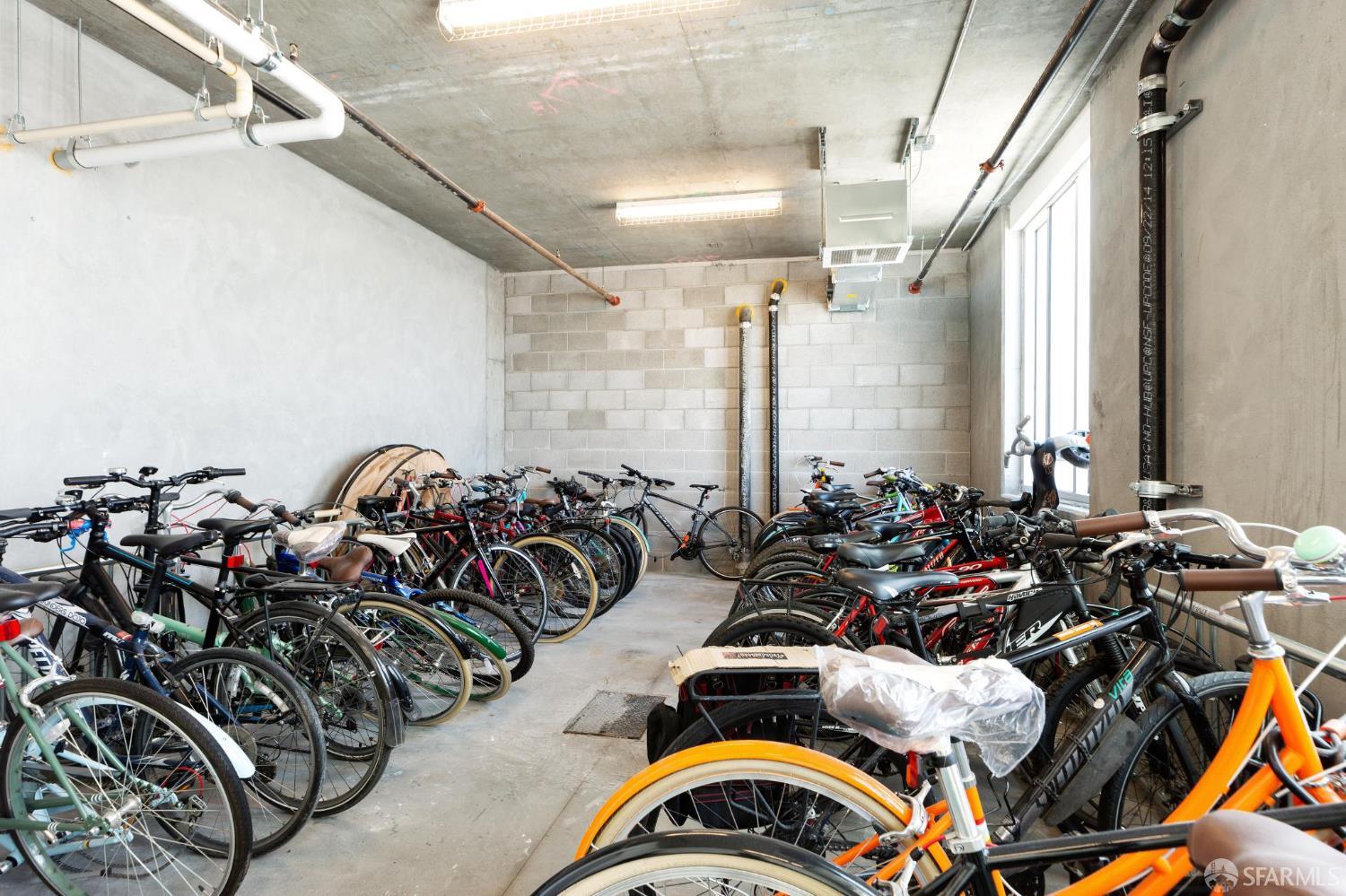 Detail Gallery Image 50 of 57 For 451 Donahue St #318,  San Francisco,  CA 94124 - 2 Beds | 2 Baths