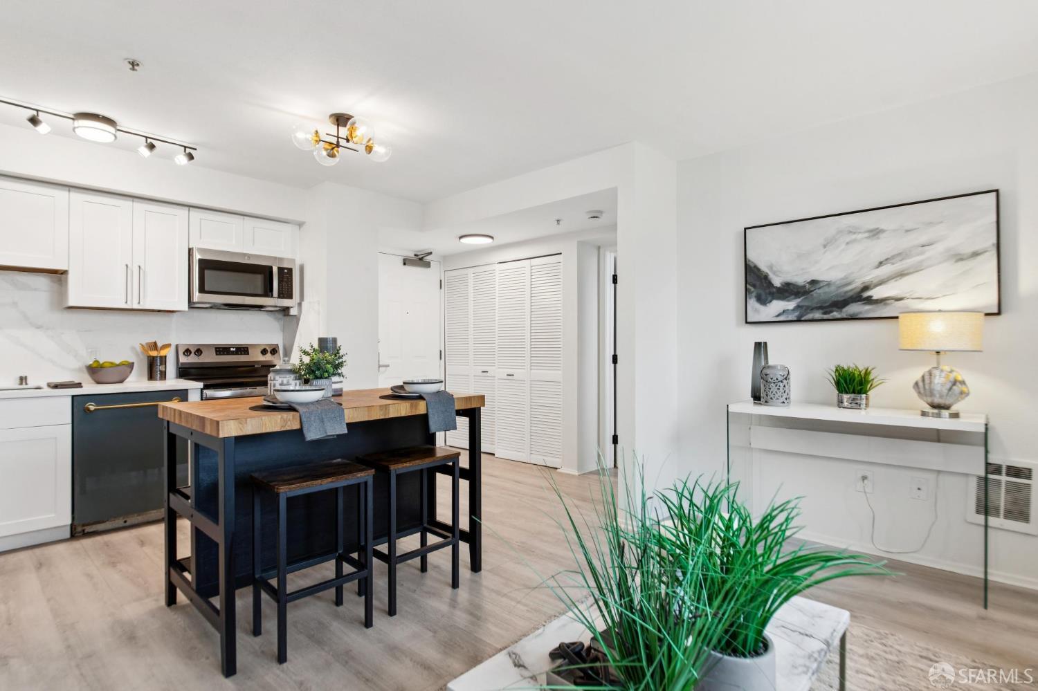 Detail Gallery Image 13 of 29 For 8100 Oceanview Ter #209,  San Francisco,  CA 94132 - 1 Beds | 1 Baths