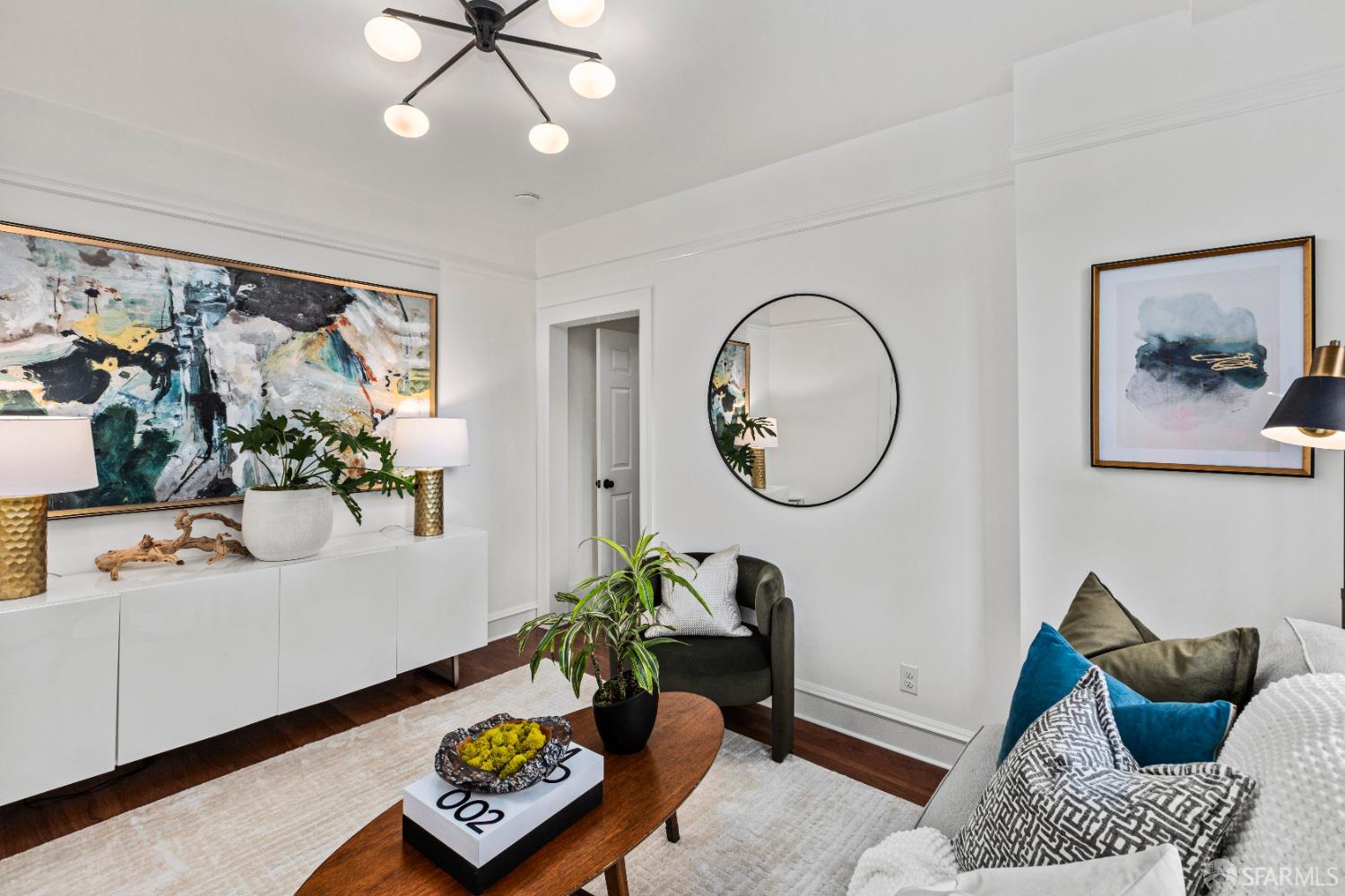 Detail Gallery Image 7 of 89 For 106 Valley St, San Francisco,  CA 94131 - 1 Beds | 1 Baths