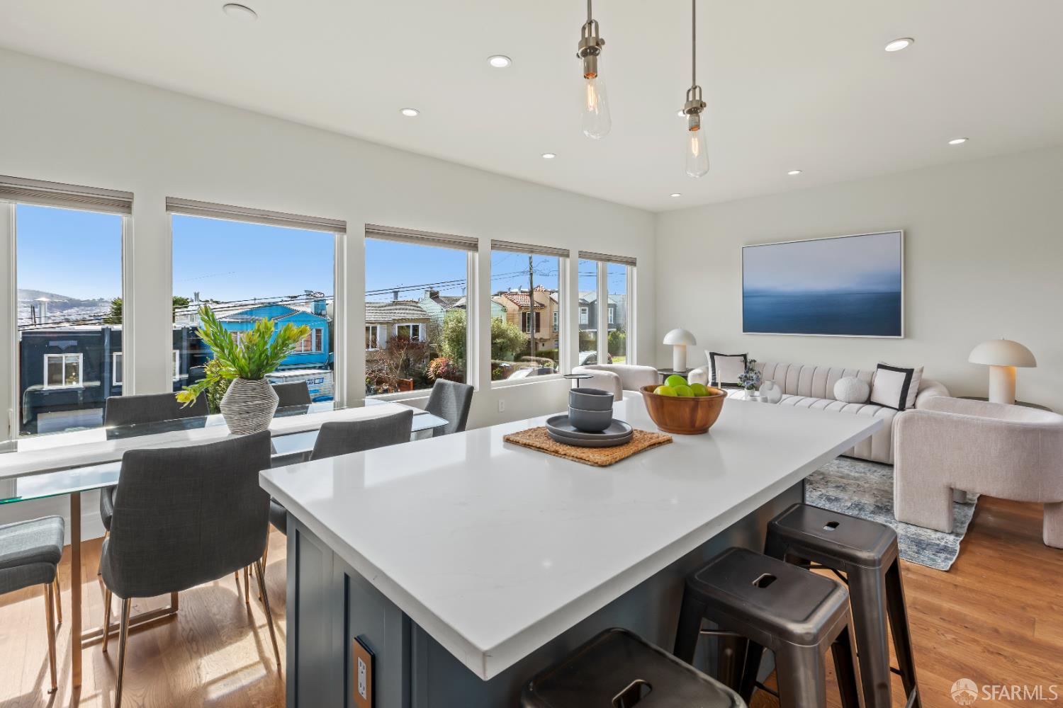 Detail Gallery Image 13 of 90 For 566 Mangels Ave, San Francisco,  CA 94127 - 4 Beds | 3 Baths