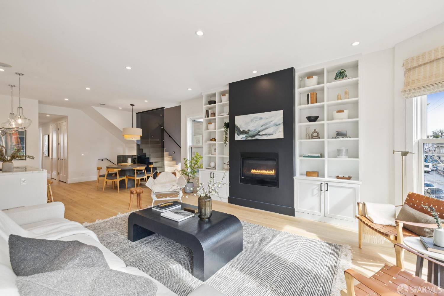 Photo #5: 426104935 Listing: Photo #5