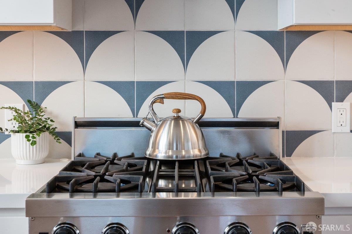 Detail Gallery Image 24 of 75 For 567 Kansas St, San Francisco,  CA 94107 - 3 Beds | 2 Baths