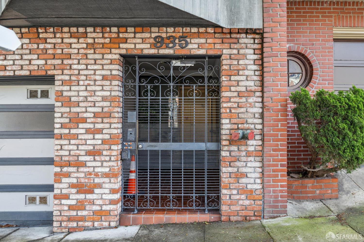 Detail Gallery Image 39 of 44 For 935 Filbert St #3,  San Francisco,  CA 94133 - 1 Beds | 1 Baths