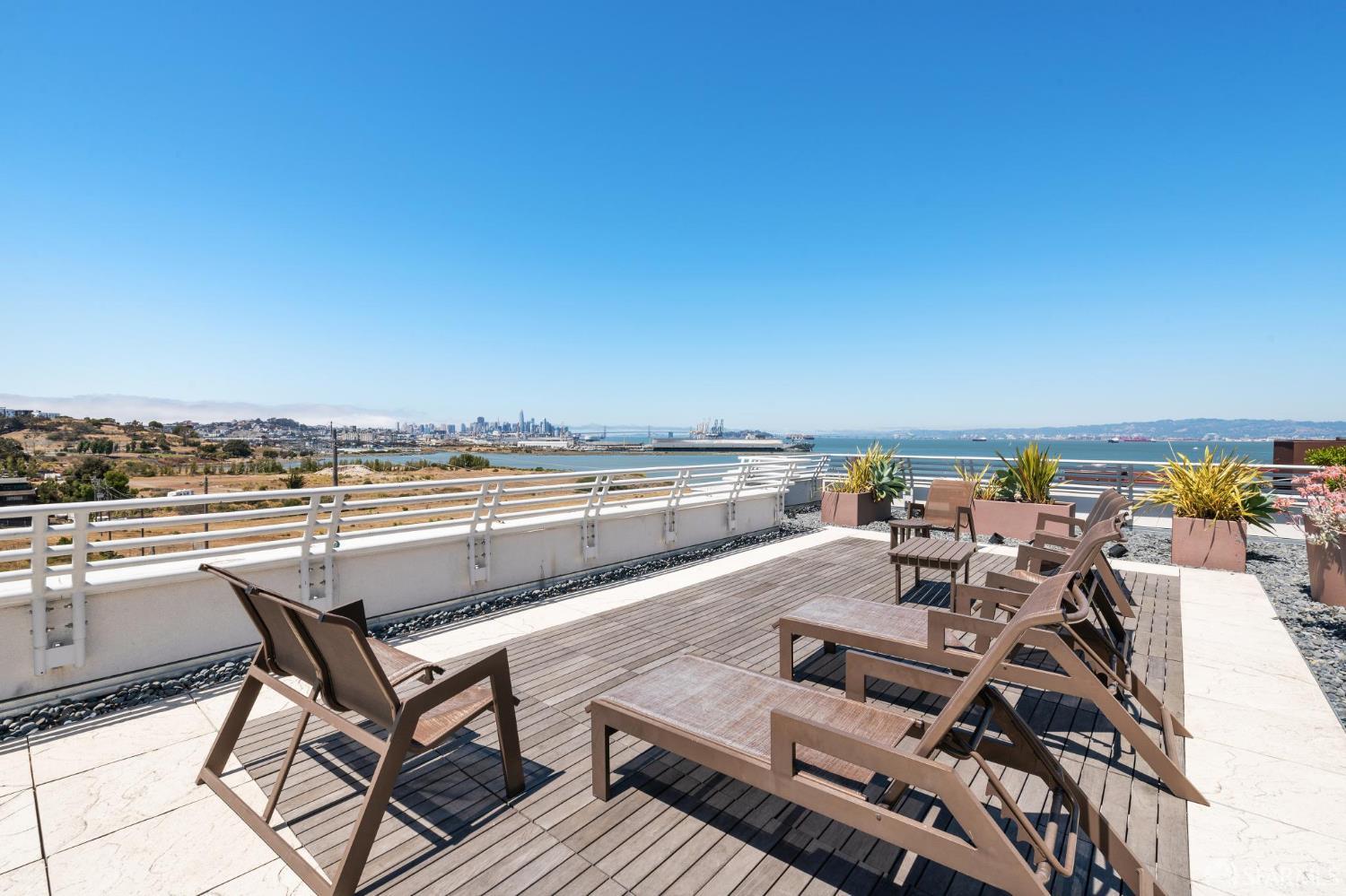 Detail Gallery Image 42 of 57 For 451 Donahue St #318,  San Francisco,  CA 94124 - 2 Beds | 2 Baths