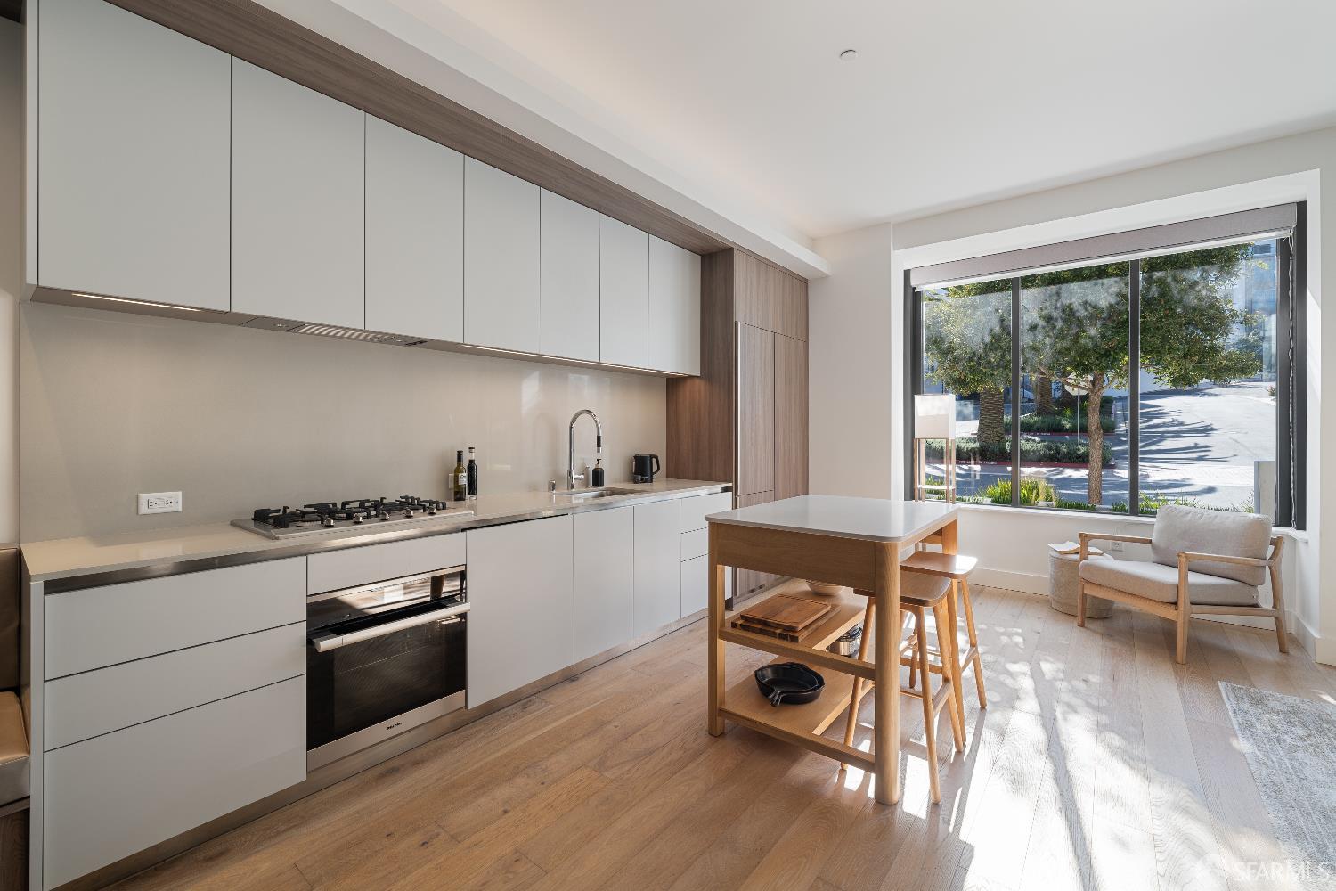 Detail Gallery Image 4 of 27 For 1 Bristol Ct #201,  San Francisco,  CA 94130 - 0 Beds | 1 Baths