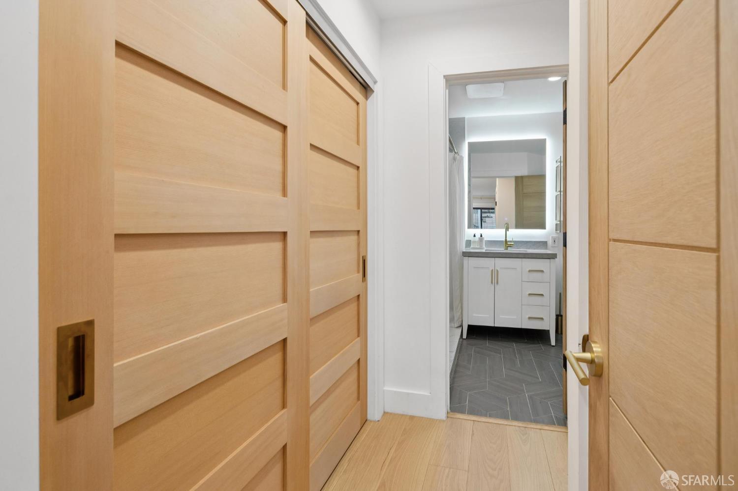 Detail Gallery Image 30 of 44 For 618 Sanchez St, San Francisco,  CA 94114 - 2 Beds | 2/1 Baths