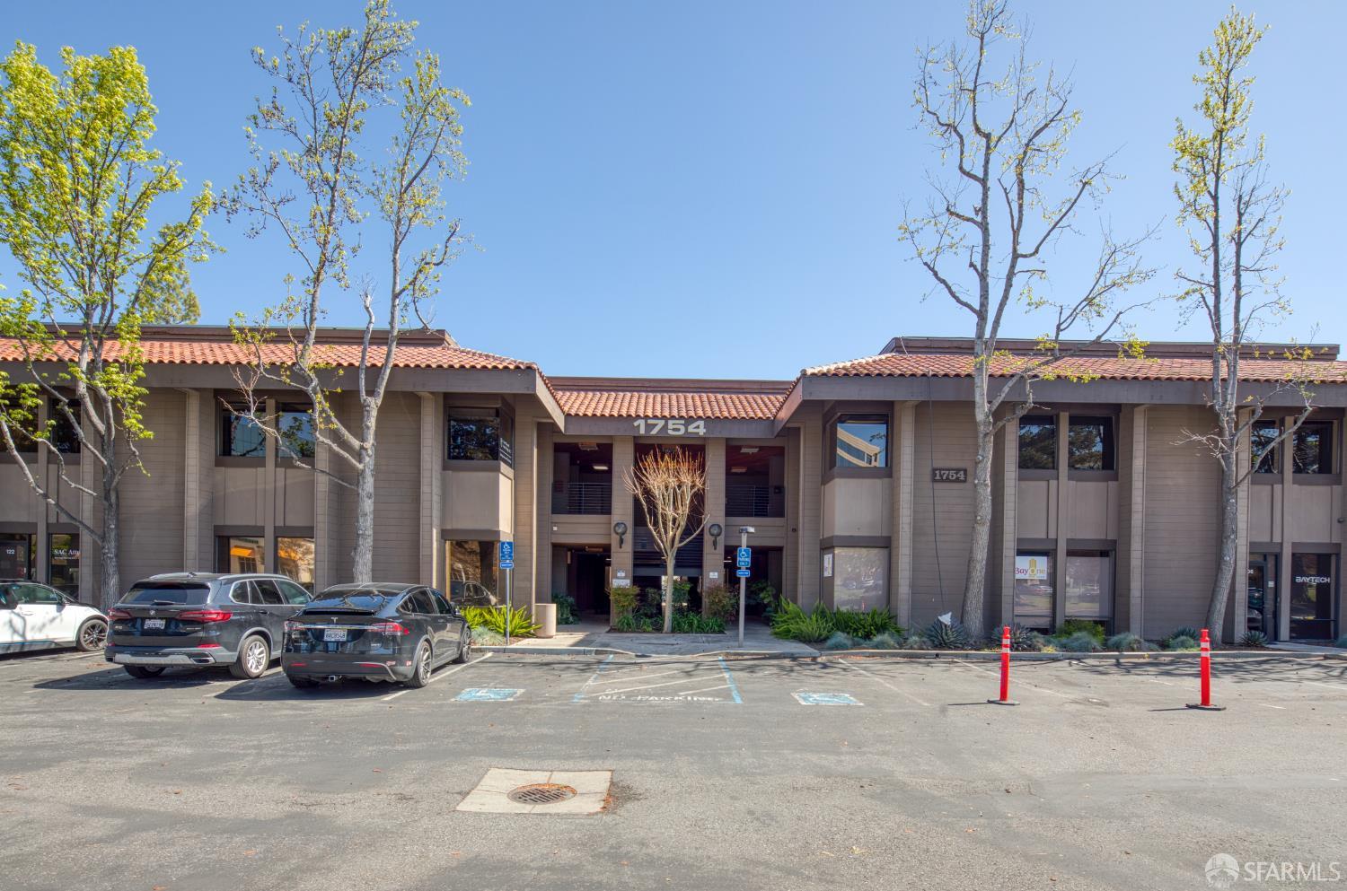 Detail Gallery Image 3 of 21 For 1754 Technology Dr #238,  San Jose,  CA 95110 - – Beds | – Baths