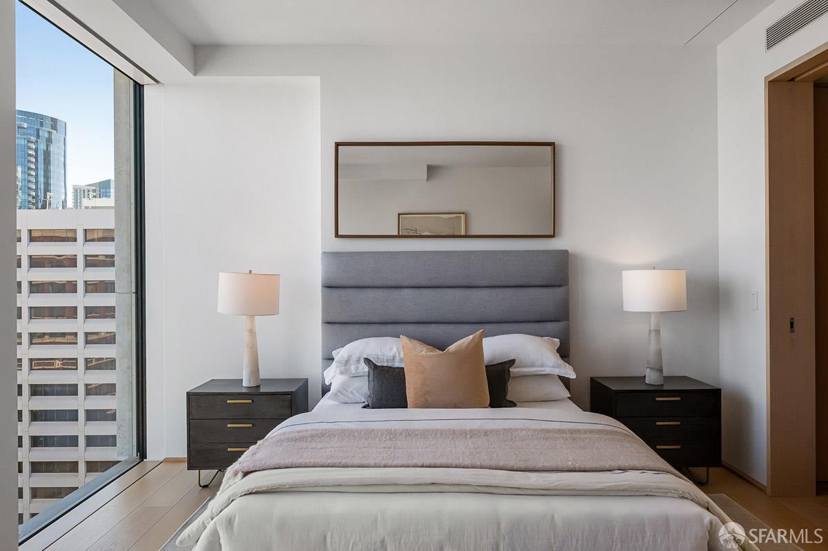 Detail Gallery Image 40 of 78 For 1 Steuart Ln #1901,  San Francisco,  CA 94105 - 3 Beds | 3 Baths