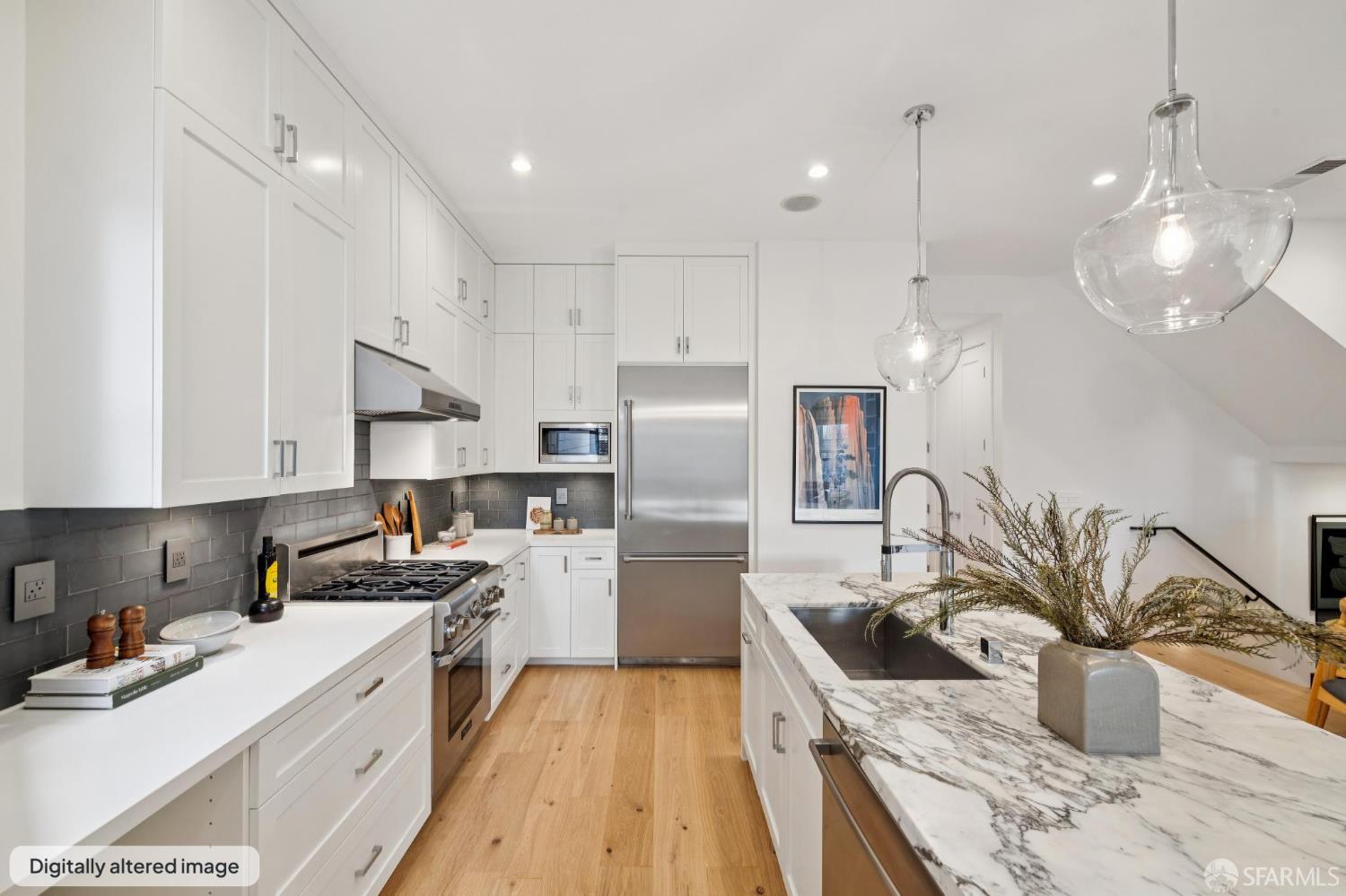 Photo #23: 426104935 Listing: Photo #23