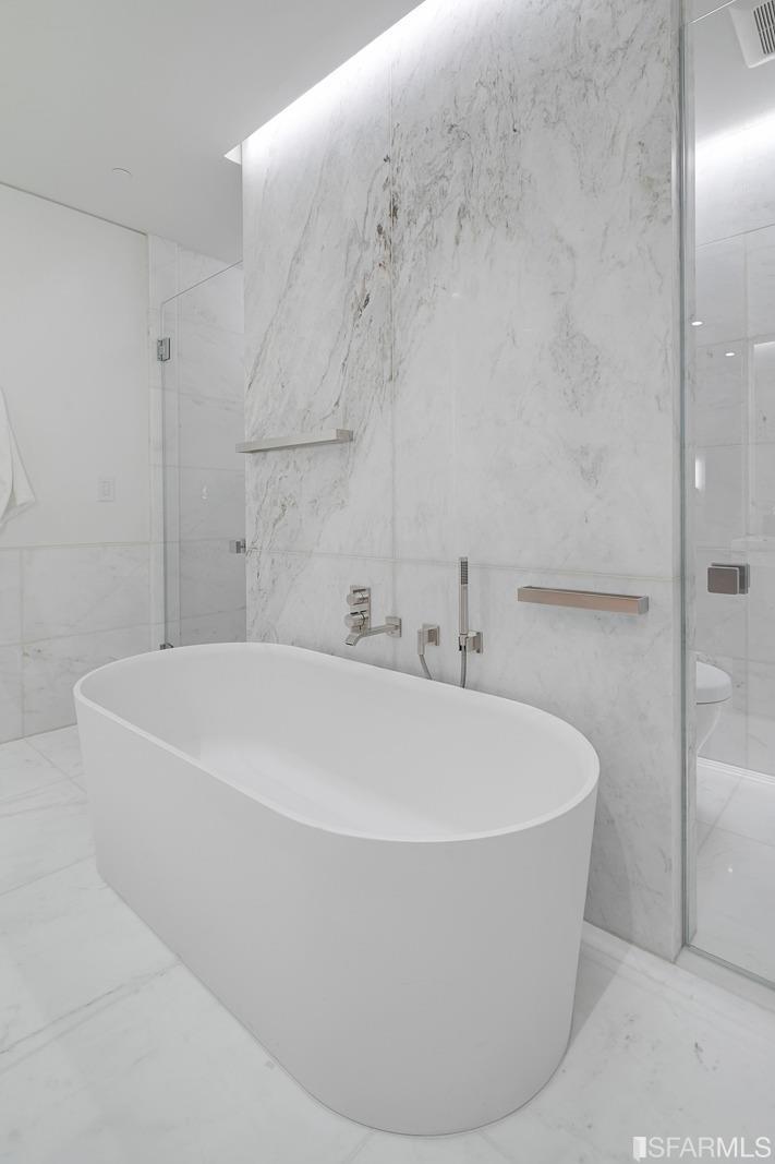 Detail Gallery Image 32 of 75 For 1 Steuart Ln #606,  San Francisco,  CA 94105 - 2 Beds | 2 Baths