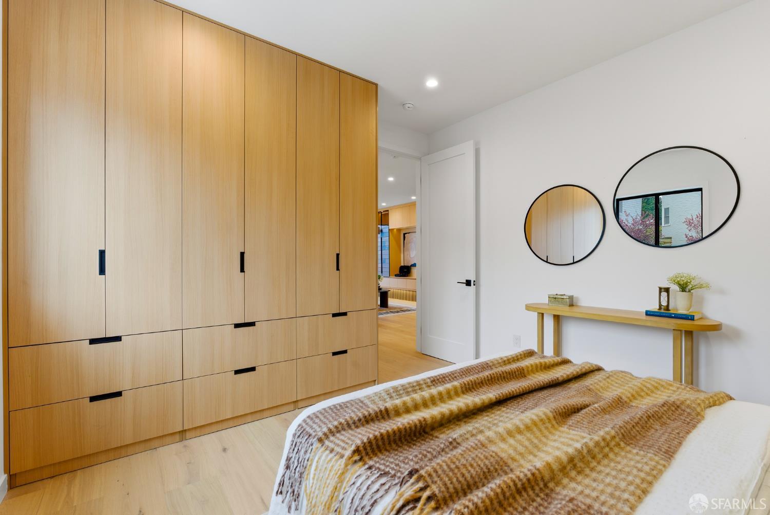 Detail Gallery Image 43 of 64 For 1495 21st Ave, San Francisco,  CA 94122 - 4 Beds | 4 Baths