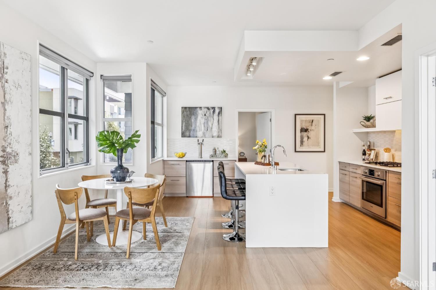 Detail Gallery Image 11 of 57 For 451 Donahue St #318,  San Francisco,  CA 94124 - 2 Beds | 2 Baths