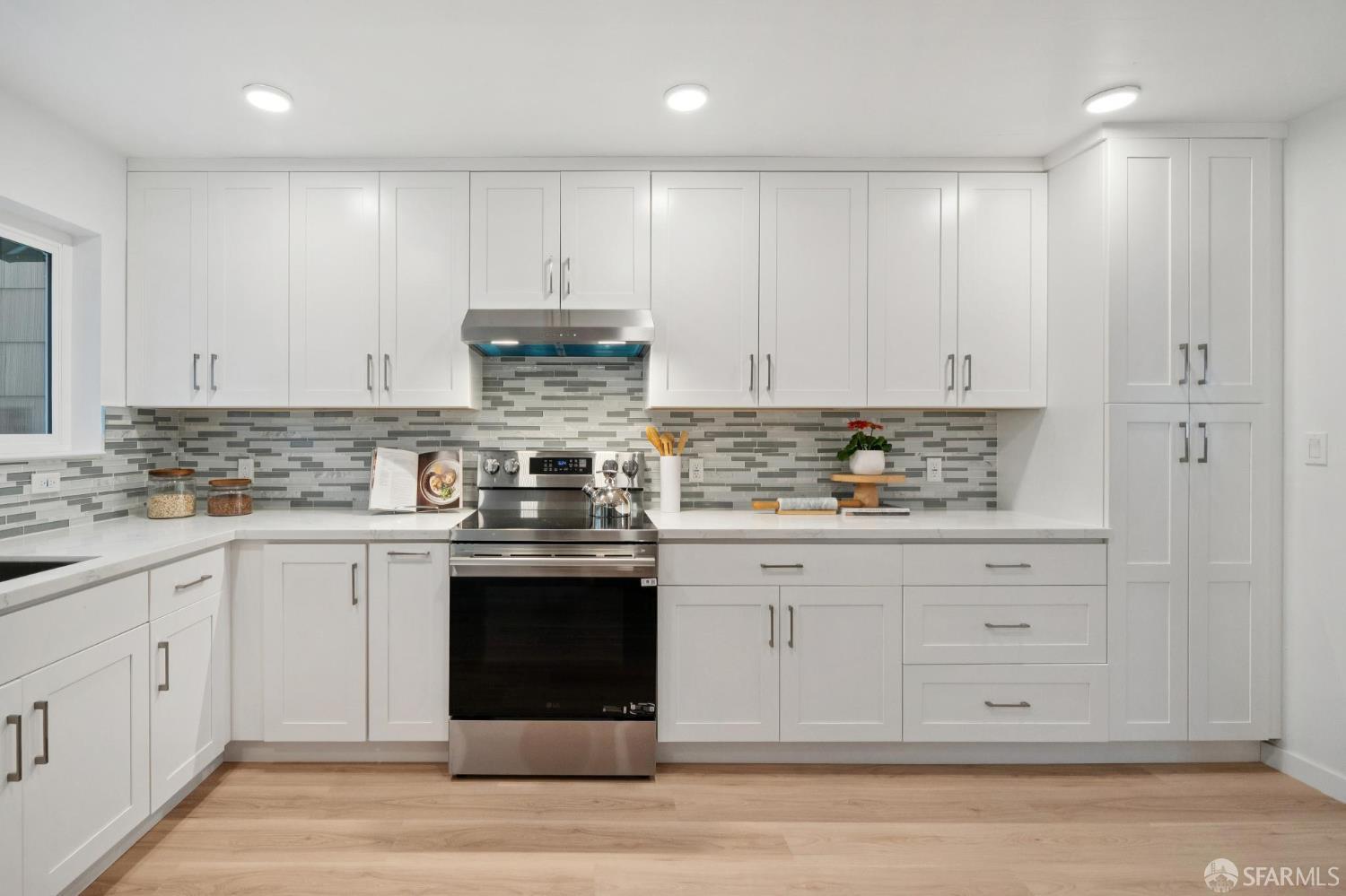 Photo #23: 426102557 Listing: Photo #23