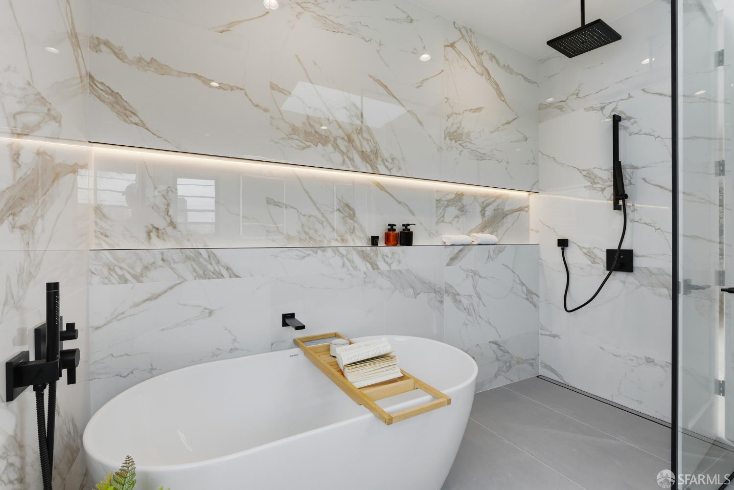 Detail Gallery Image 30 of 64 For 1495 21st Ave, San Francisco,  CA 94122 - 4 Beds | 4 Baths