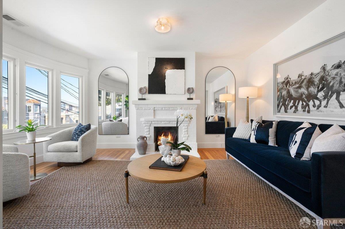 Detail Gallery Image 3 of 75 For 567 Kansas St, San Francisco,  CA 94107 - 3 Beds | 2 Baths