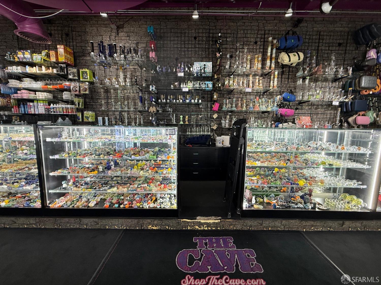 Detail Gallery Image 3 of 8 For 2499 S El Camino Real St, San Mateo,  CA  - – Beds | – Baths