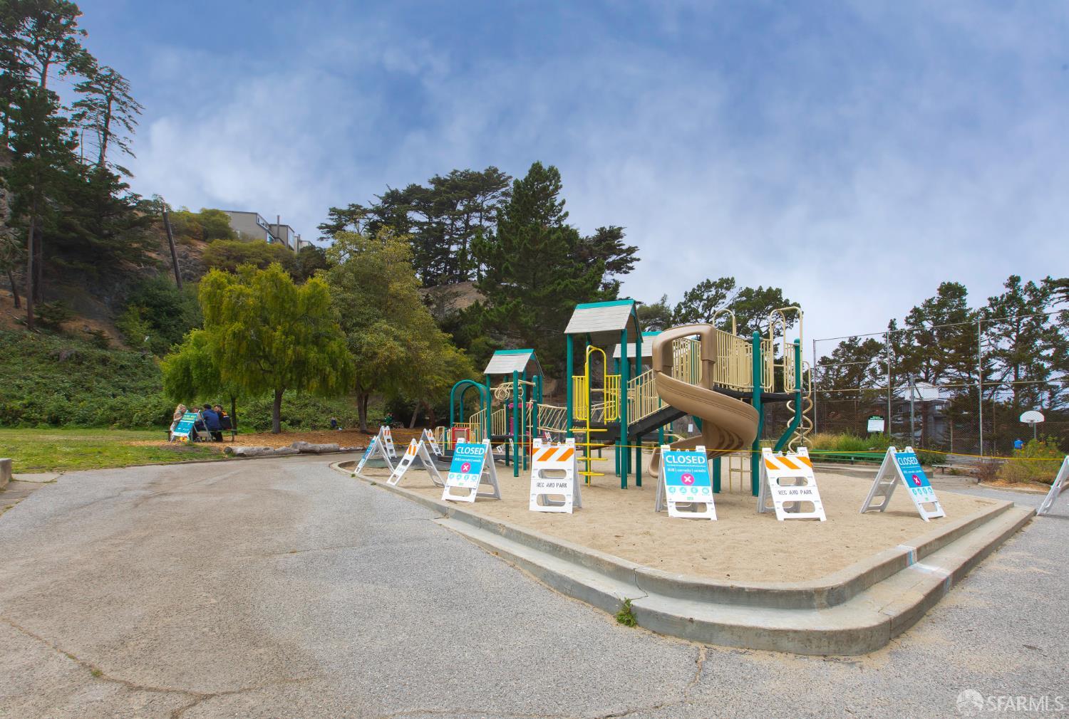 Detail Gallery Image 56 of 89 For 106 Valley St, San Francisco,  CA 94131 - 1 Beds | 1 Baths