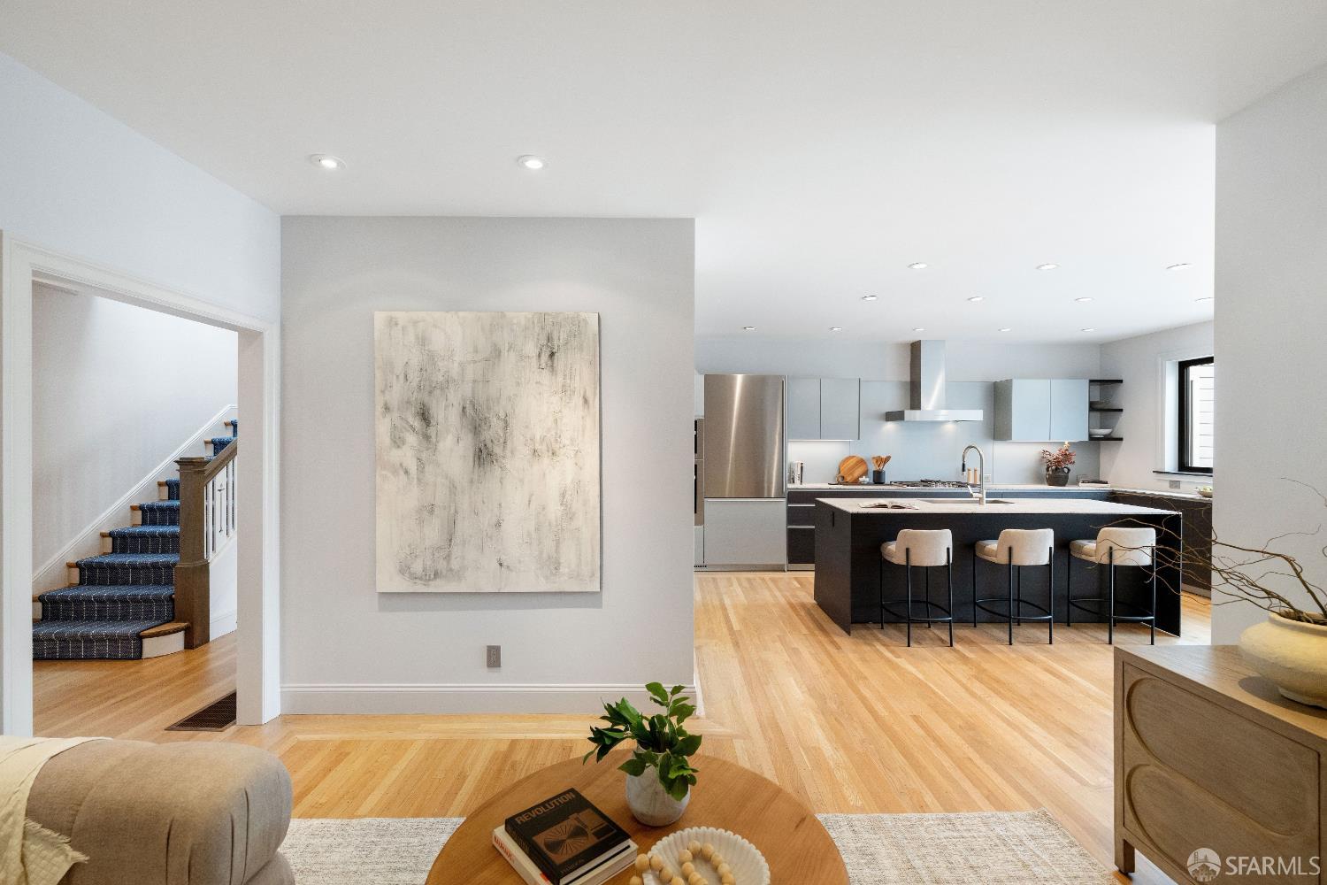 Detail Gallery Image 9 of 48 For 172 Cervantes Blvd, San Francisco,  CA 94123 - 4 Beds | 3/1 Baths