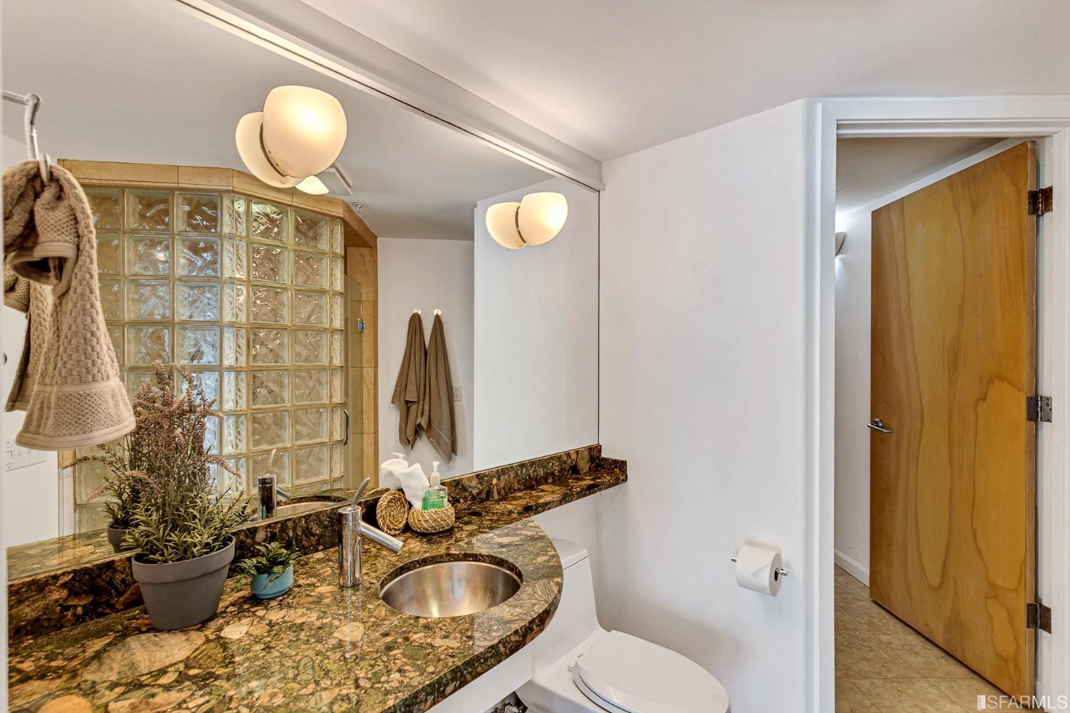 Detail Gallery Image 24 of 52 For 18 Lansing St #403,  San Francisco,  CA 94105 - 2 Beds | 2 Baths