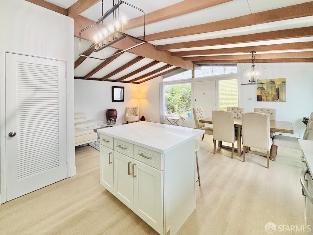 Detail Gallery Image 4 of 13 For 27736 Gainesville Ave, Hayward,  CA 94545 - 3 Beds | 2 Baths