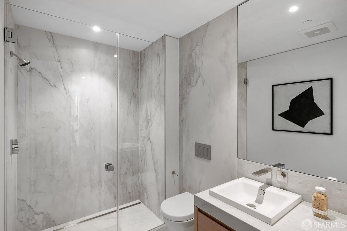 Detail Gallery Image 53 of 78 For 1 Steuart Ln #1901,  San Francisco,  CA 94105 - 3 Beds | 3 Baths