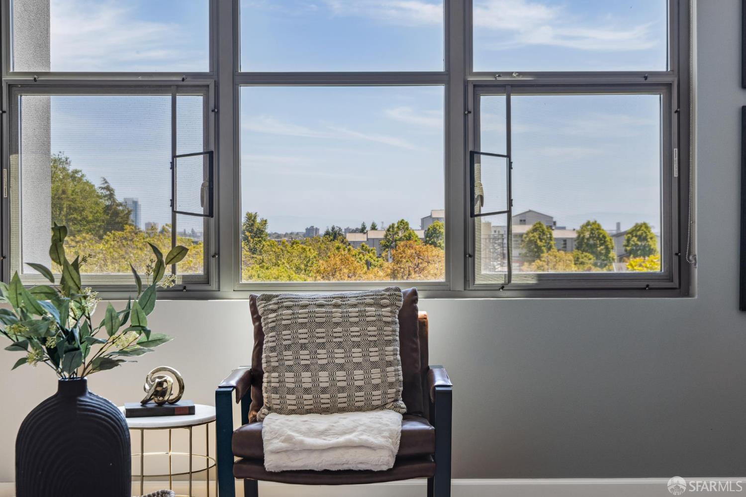 Detail Gallery Image 4 of 35 For 1001 46th St #508,  Emeryville,  CA 94608 - 2 Beds | 2 Baths