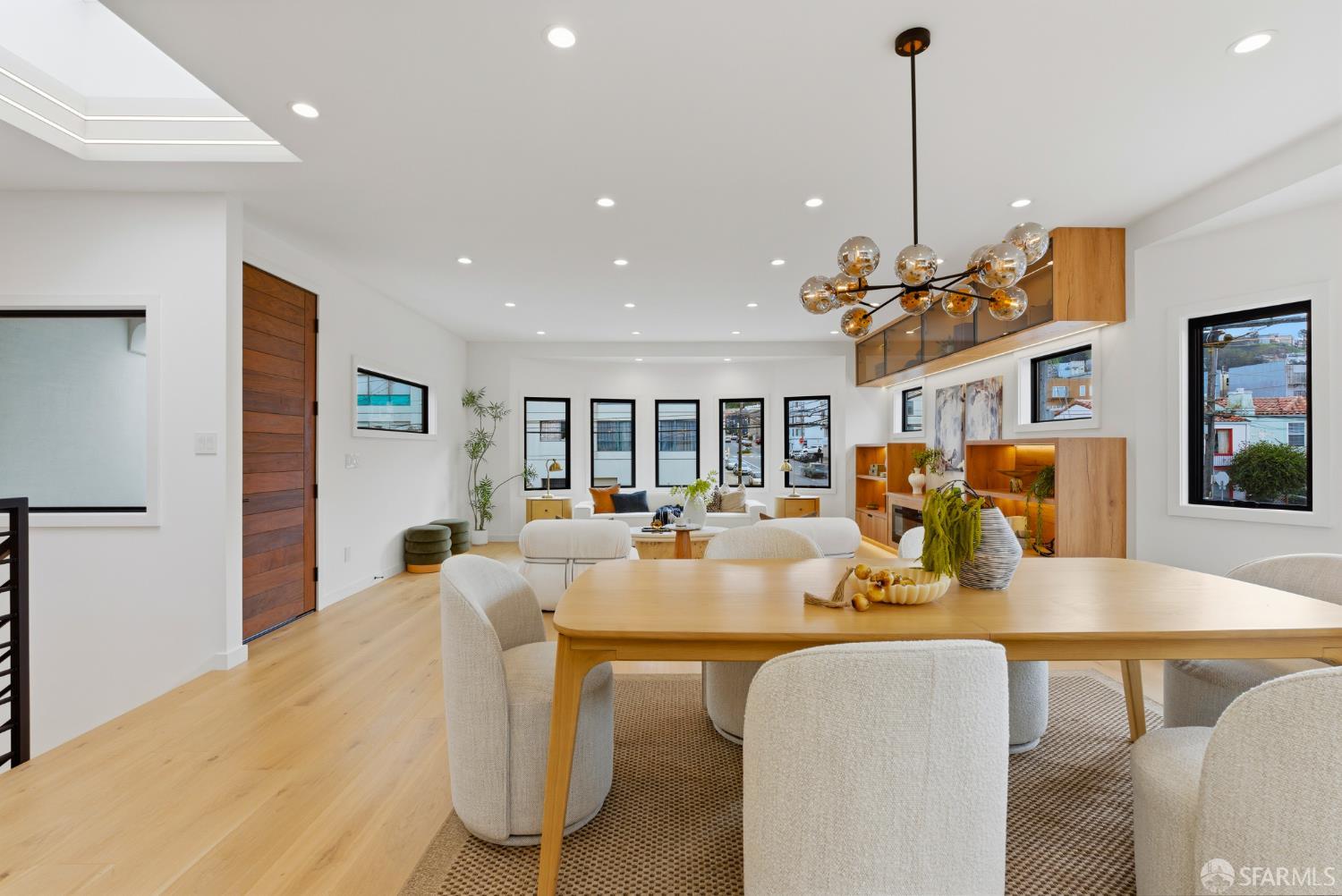 Detail Gallery Image 9 of 64 For 1495 21st Ave, San Francisco,  CA 94122 - 4 Beds | 4 Baths