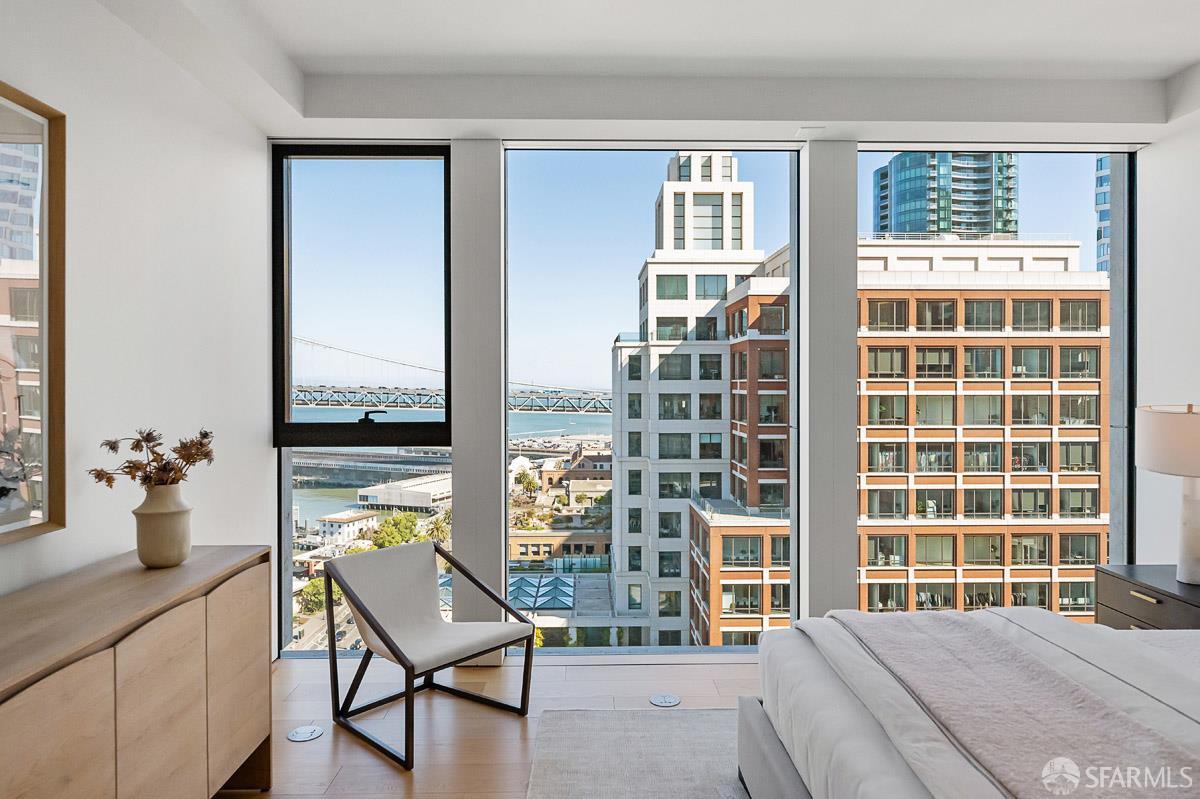 Detail Gallery Image 41 of 78 For 1 Steuart Ln #1901,  San Francisco,  CA 94105 - 3 Beds | 3 Baths
