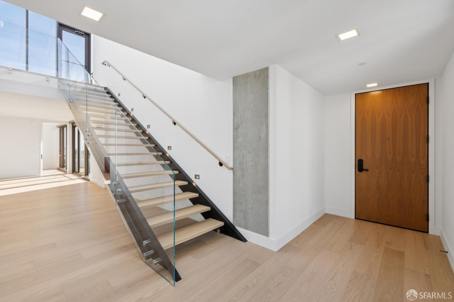 Photo #10: 425010610 Listing: Photo #10