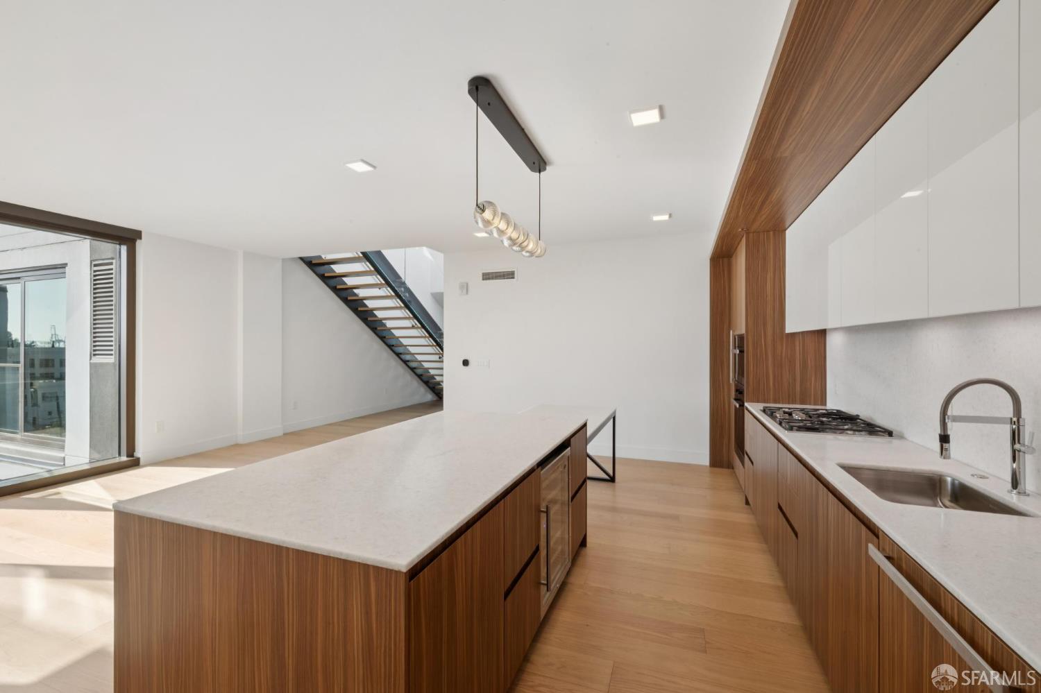 Photo #17: 425010610 Listing: Photo #17